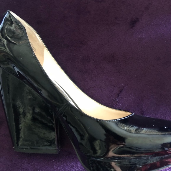 Boutique 9 Patent Leather Heels - Picture 4 of 5